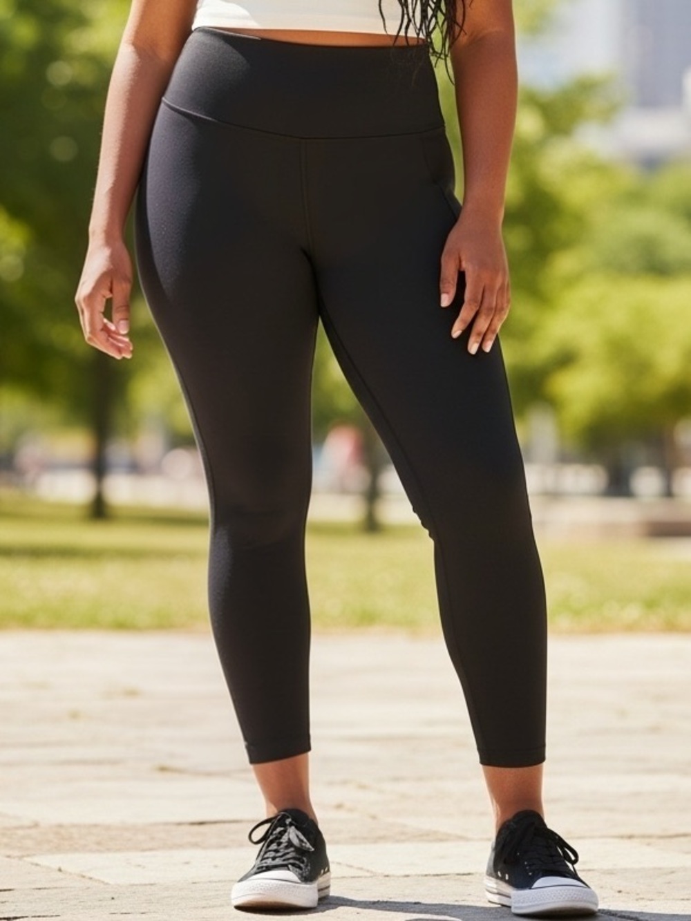 NWOT Lululemon Align Pant 28"
Black size 20